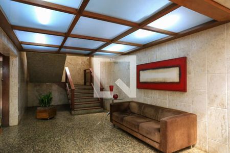 Apartamento para alugar com 214m², 4 quartos e 2 vagas Apartamento para alugar com 214m², 4 quartos e 2 vagasÁrea comum