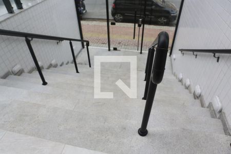 Apartamento para alugar com 80m², 2 quartos e 1 vagaEscada