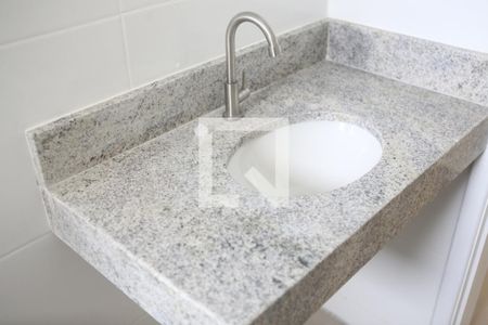 Apartamento para alugar com 80m², 2 quartos e 1 vagaBanheiro social