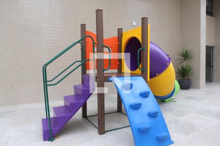 Apartamento para alugar com 80m², 2 quartos e 1 vagaÁrea comum /playground