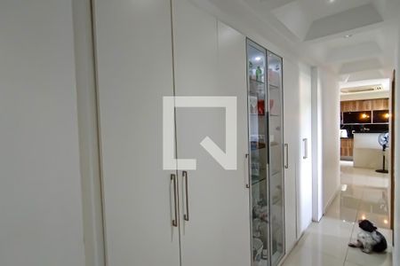 corredor de apartamento à venda com 3 quartos, 81m² em Pechincha, Rio de Janeiro
