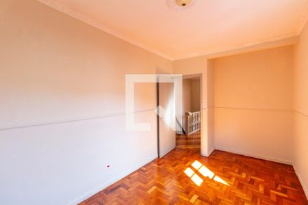 Casa 1 - Quarto 2 de casa à venda com 5 quartos, 300m² em Vila Granada, São Paulo