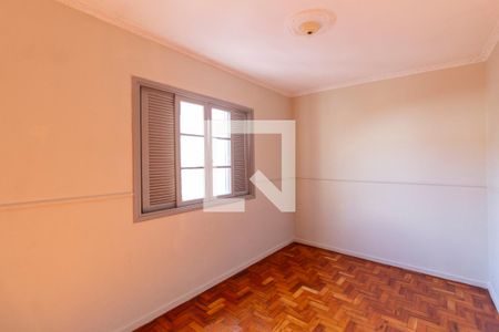 Casa 1 - Quarto 2 de casa à venda com 5 quartos, 300m² em Vila Granada, São Paulo