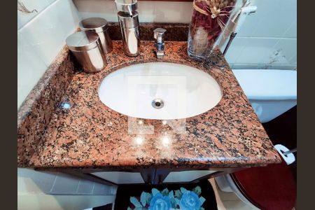 Apartamento à venda com 100m², 3 quartos e 1 vaga Apartamento à venda com 100m², 3 quartos e 1 vagaBanheiro Social