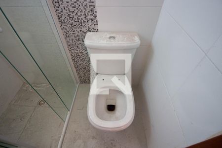 Apartamento para alugar com 60m², 2 quartos e sem vagaBanheiro