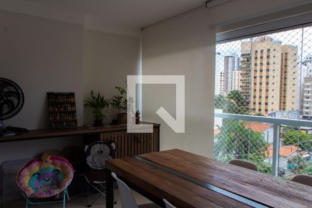 VARANDA GOURMET de apartamento à venda com 3 quartos, 108m² em Cambuí, Campinas