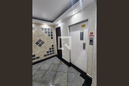 Elevador de apartamento para alugar com 2 quartos, 52m² em Barro Branco (zona Norte), São Paulo
