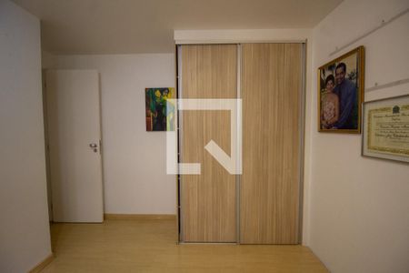 Apartamento à venda com 323m², 4 quartos e 4 vagasQuarto 2