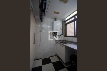 Apartamento à venda com 323m², 4 quartos e 4 vagasCozinha e Área de Serviço