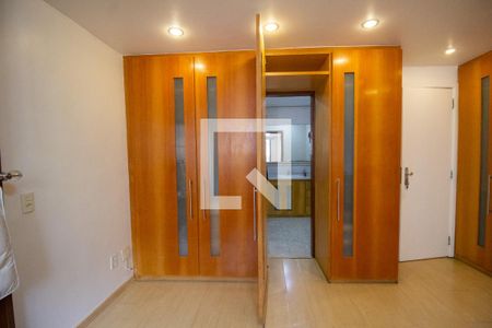 Apartamento à venda com 323m², 4 quartos e 4 vagasSuíte