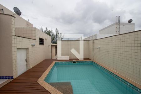 Apartamento à venda com 323m², 4 quartos e 4 vagasPiscina