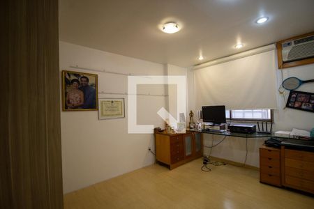 Apartamento à venda com 323m², 4 quartos e 4 vagasQuarto 2