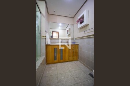 Apartamento à venda com 323m², 4 quartos e 4 vagasBanheiro da Suíte