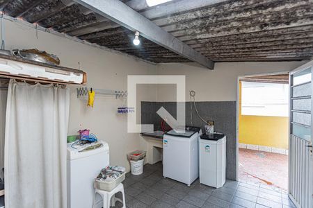 Casa à venda com 126m², 3 quartos e 1 vagaÁrea de serviço 1