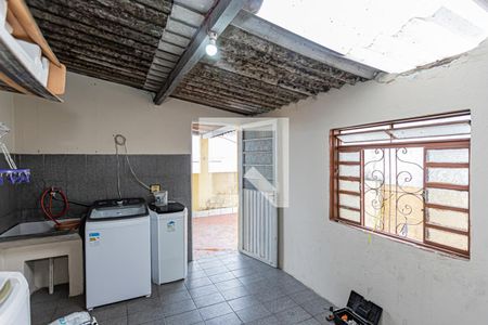 Casa à venda com 126m², 3 quartos e 1 vagaÁrea de serviço 1
