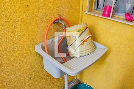 Casa à venda com 126m², 3 quartos e 1 vagaÁrea de serviço 2