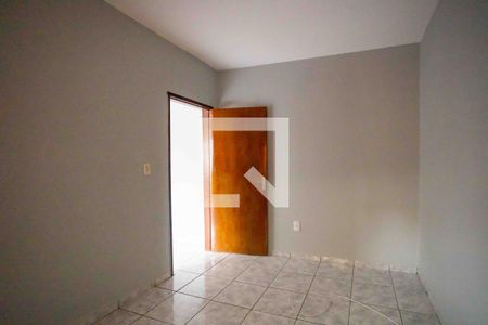 Quarto de casa para alugar com 1 quarto, 36m² em Taboão, Diadema