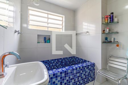 Casa à venda com 144m², 4 quartos e 2 vagasBanheiro Social