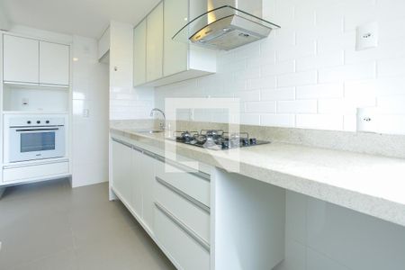 Cozinha de apartamento para alugar com 2 quartos, 69m² em Petrópolis, Porto Alegre