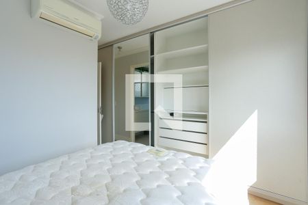 Apartamento à venda com 69m², 2 quartos e 2 vagasSuite 1