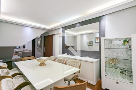 Sala de casa à venda com 4 quartos, 264m² em Jardim do Mar, São Bernardo do Campo