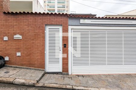 Casa à venda com 264m², 4 quartos e 3 vagasFachada