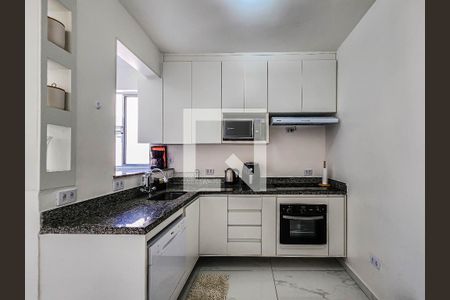 Apartamento para alugar com 120m², 2 quartos e 1 vaga Apartamento para alugar com 120m², 2 quartos e 1 vagaCozinha