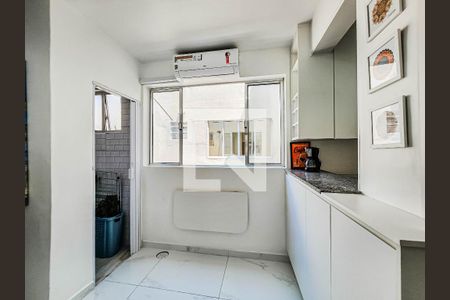 Apartamento para alugar com 120m², 2 quartos e 1 vaga Apartamento para alugar com 120m², 2 quartos e 1 vagaÁrea de Serviço