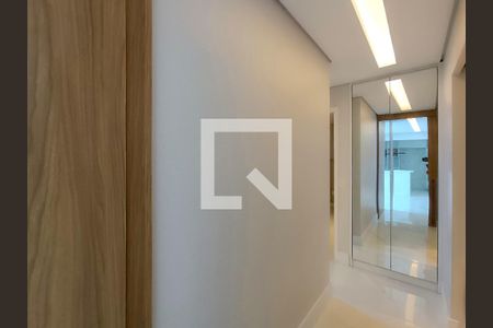 Sala - Corredor de apartamento à venda com 3 quartos, 100m² em Barra Funda, São Paulo