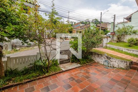 Vista de casa à venda com 3 quartos, 146m² em Nonoai, Porto Alegre