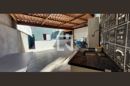 Casa à venda com 159m², 3 quartos e 2 vagasQuintal/churrasqueira