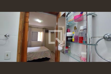 Casa à venda com 159m², 3 quartos e 2 vagasBanheiro Quarto 1 suíte