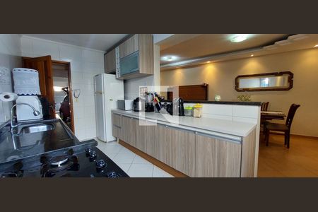 Casa à venda com 159m², 3 quartos e 2 vagasCozinha