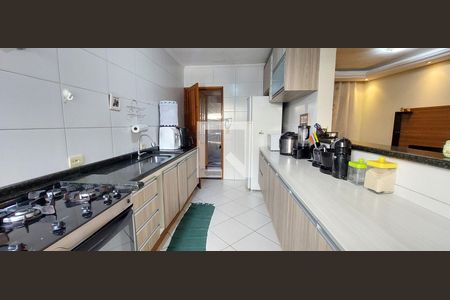 Casa à venda com 159m², 3 quartos e 2 vagasCozinha