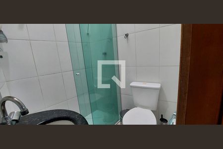 Casa à venda com 159m², 3 quartos e 2 vagasBanheiro Quarto 1 suíte