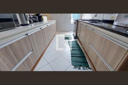 Casa à venda com 159m², 3 quartos e 2 vagasCozinha