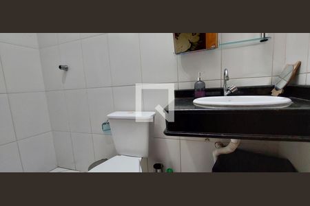 Casa à venda com 159m², 3 quartos e 2 vagasBanheiro 2