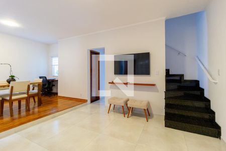 Sala de Estar de casa à venda com 2 quartos, 136m² em Vila Libanesa, São Paulo