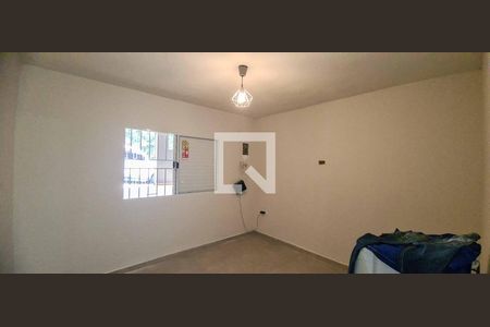 Quarto de casa para alugar com 1 quarto, 30m² em Vila Yolanda, Osasco