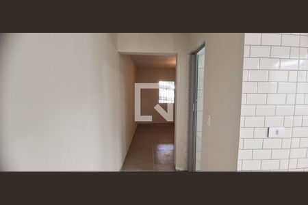 Corredor de casa para alugar com 1 quarto, 30m² em Vila Yolanda, Osasco