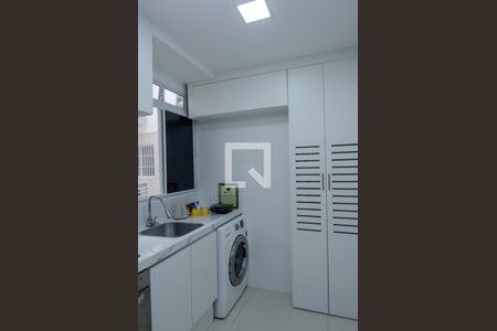 Apartamento à venda com 45m², 2 quartos e 1 vaga Apartamento à venda com 45m², 2 quartos e 1 vagaÁrea de Serviço