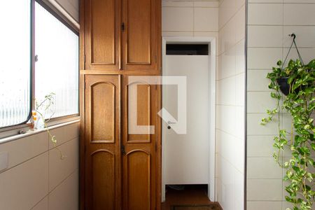 Apartamento à venda com 70m², 2 quartos e 1 vagaÁrea de Serviço