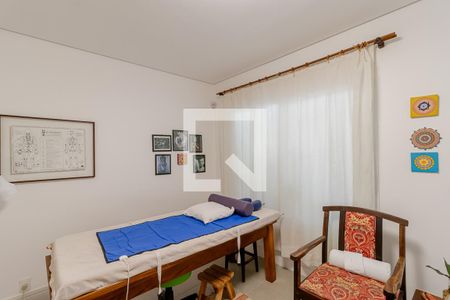 Casa à venda com 380m², 6 quartos e 4 vagasEscritório Individual