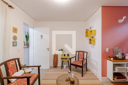 Casa à venda com 380m², 6 quartos e 4 vagasEscritório Individual