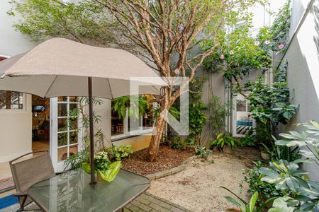 Casa à venda com 380m², 6 quartos e 4 vagasJardim 2