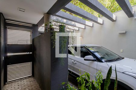Casa à venda com 380m², 6 quartos e 4 vagasGaragem