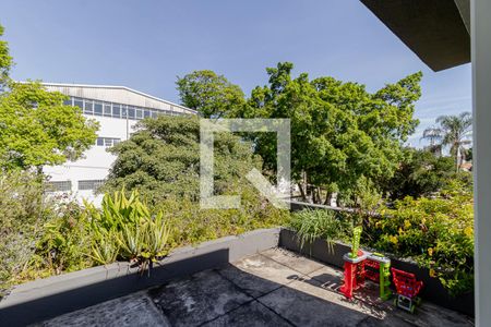 Casa à venda com 380m², 6 quartos e 4 vagasTerraço Salão