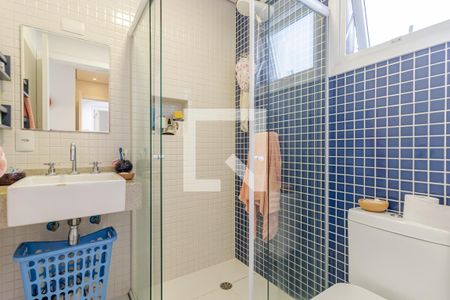 Casa à venda com 380m², 6 quartos e 4 vagasBanheiro da Suíte 6