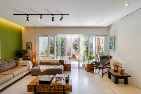 Casa à venda com 380m², 6 quartos e 4 vagasSala de Estar