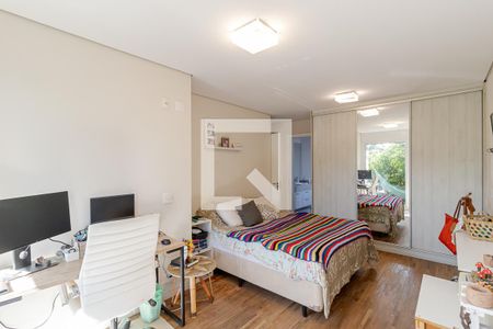 Casa à venda com 380m², 6 quartos e 4 vagasSuíte 4